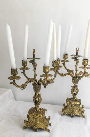 Paire de chandeliers anciens