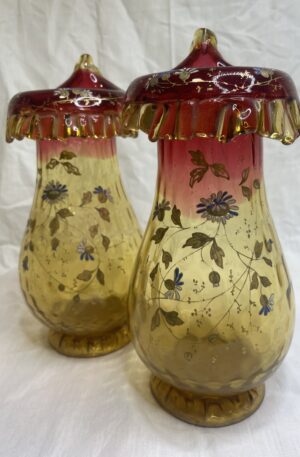 Lot de deux vases Amberina